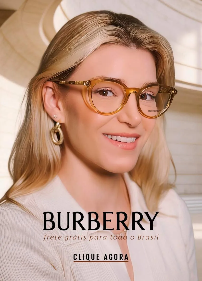 Banner Banner de uma mulher de pele branca com cabelo loiro usando óculos de grau Burberry