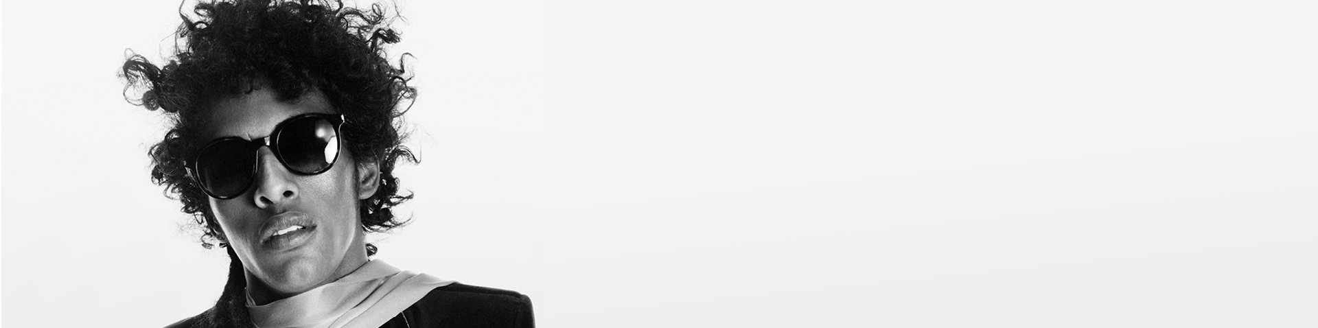 Óculos escuro YSL banner
