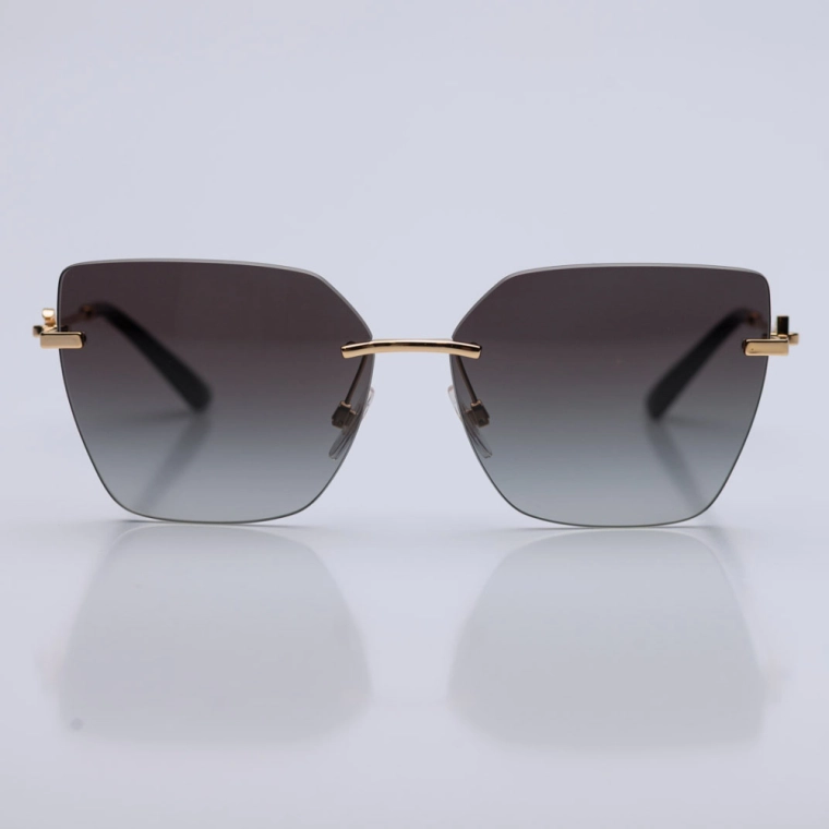 Óculos de Sol Dolce & Gabbana 2321 02/8G Produto Óculos de Sol Dolce & Gabbana 2321 02/8G