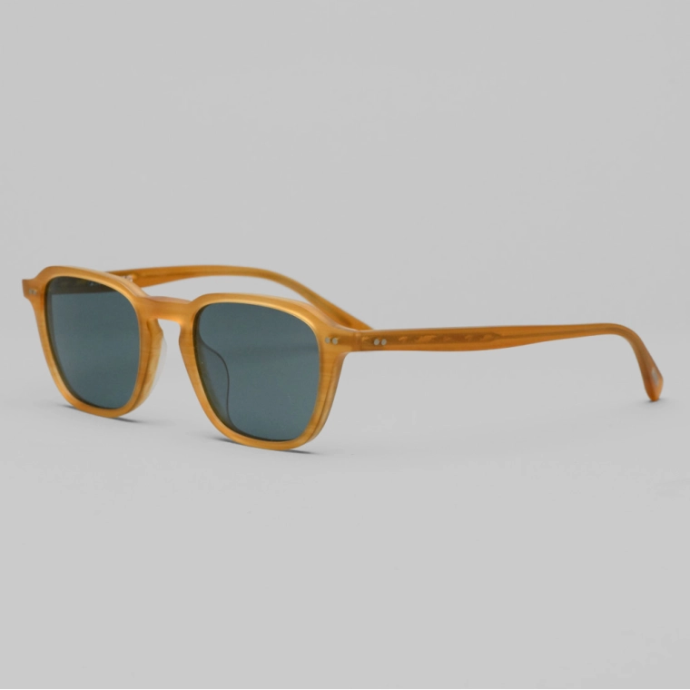 Óculos de Sol Oliver Peoples EMRYN 5598 1779R5 Produto Óculos de Sol Oliver Peoples EMRYN 5598 1779R5