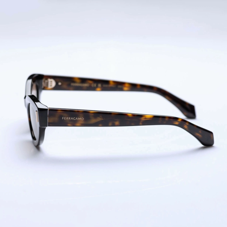 Óculos de Sol Salvatore Ferragamo 2062 SE 242