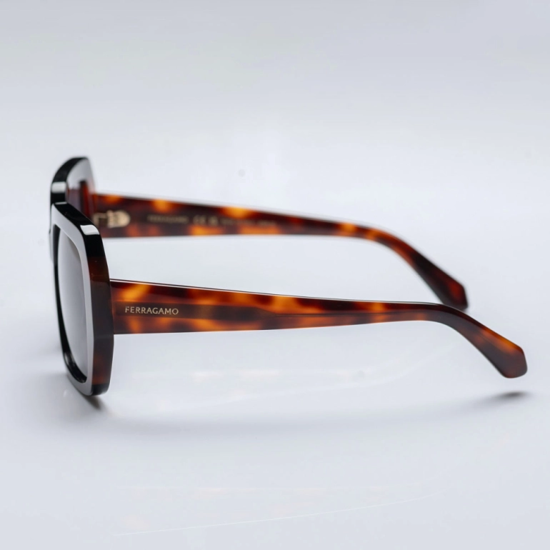 Óculos de Sol Salvatore Ferragamo 2081 S 006