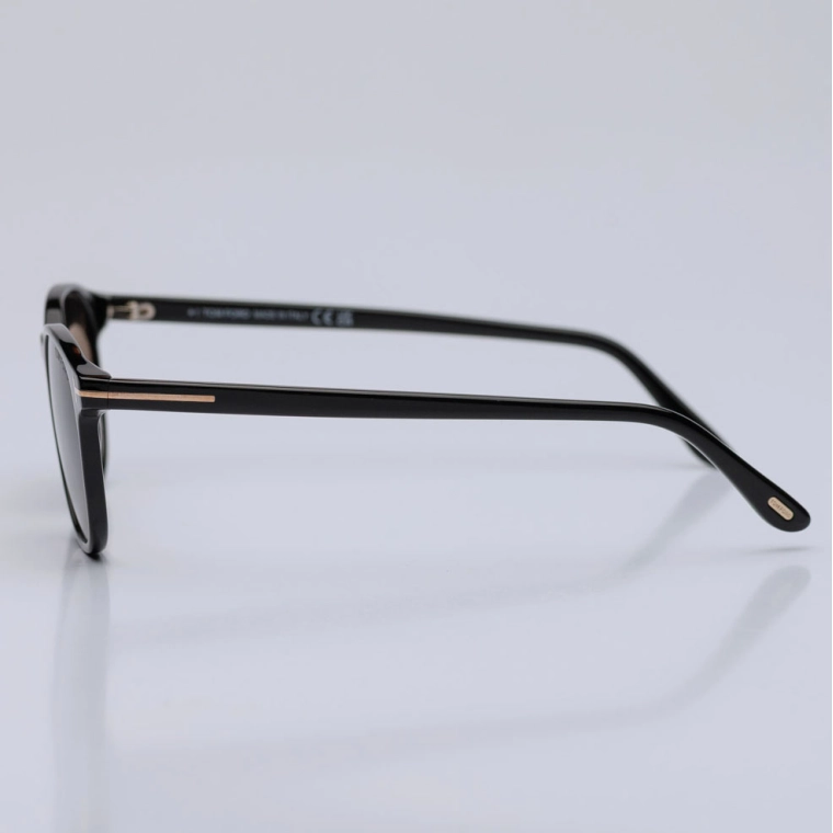 Óculos de Sol Tom Ford HOLT 02 1302 01B Produto Óculos de Sol Tom Ford HOLT 02 1302 01B